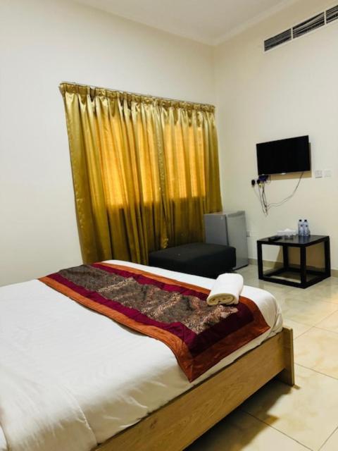 Al Hayat Suites Apartment Манама Екстериор снимка